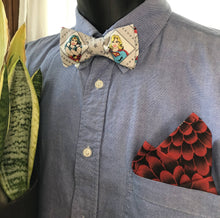 Load image into Gallery viewer, Wonder Woman &amp; Super Girl Bow Tie with Pocket Square
