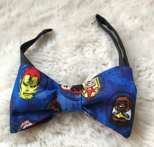 Load image into Gallery viewer, Vintage Marvel Bow Tie with Plaid Pocket Square
