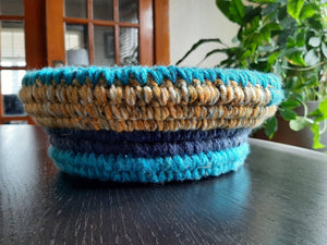 Crochet basket blues varied yellow
