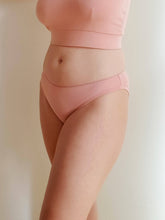 Load image into Gallery viewer, Juniper Low-Rise Panty in Rose
